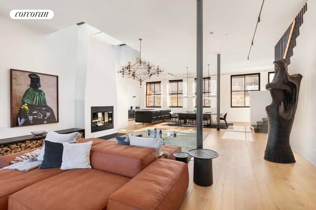 Building Photo - 39 Lispenard St