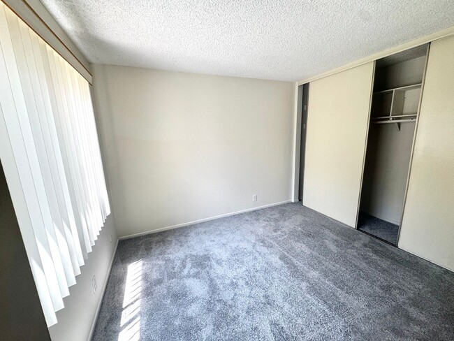 Building Photo - Ralston Village Remodeled Condo