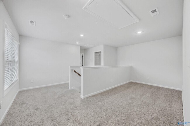 Building Photo - 27919 Chalmers Cir