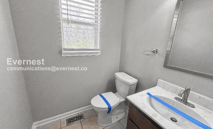 Building Photo - 122 Brawley Dr