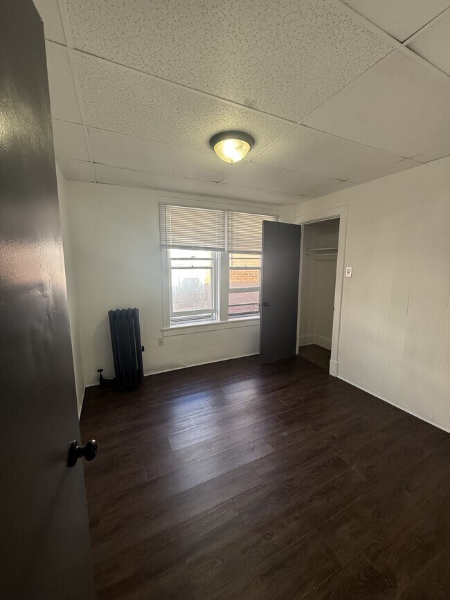 Building Photo - 3005 Derry St