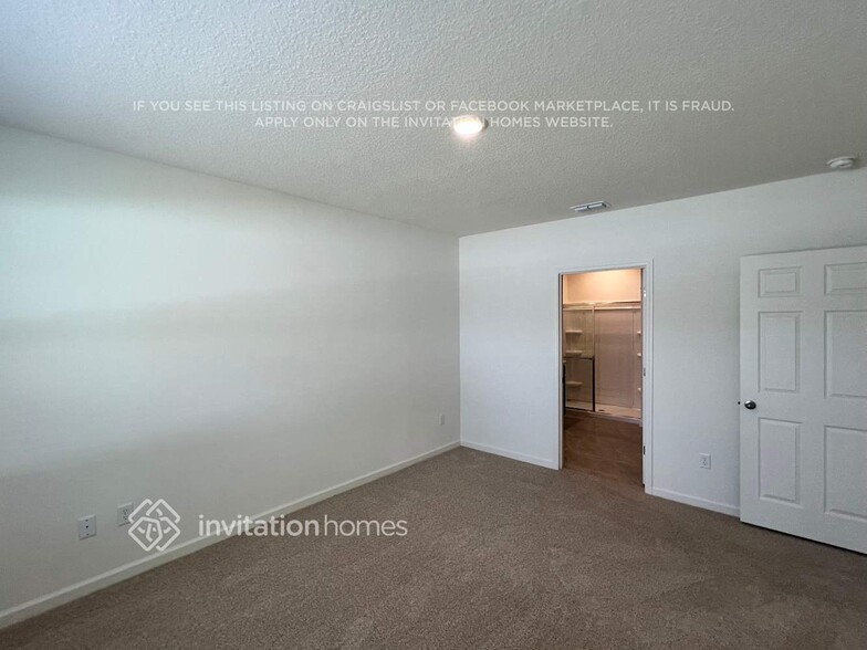 Building Photo - 669 NW Prima Vista Blvd