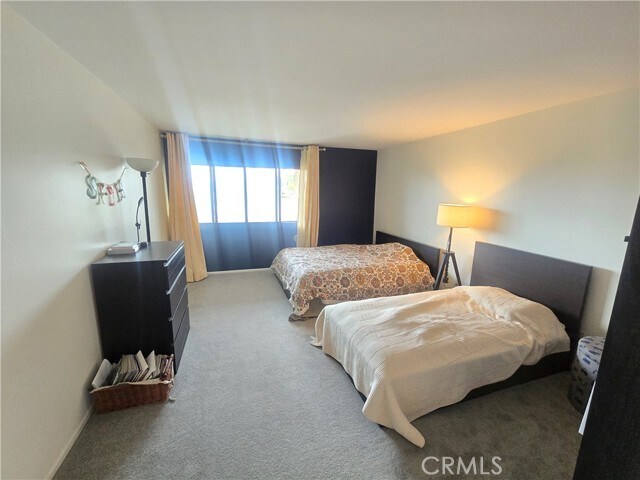 Building Photo - 8828 Pershing Dr