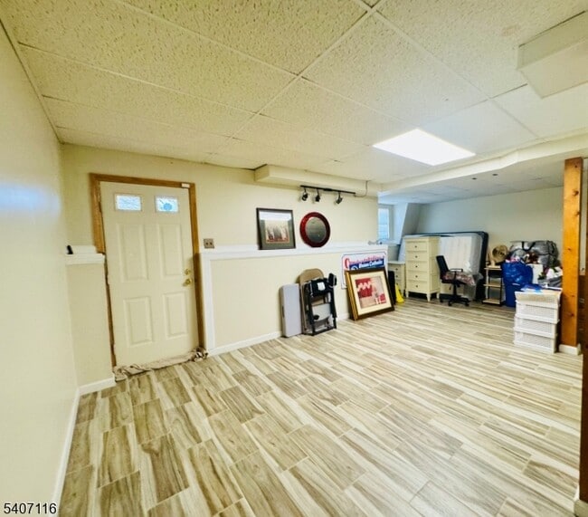 Building Photo - 174 Carson Ct