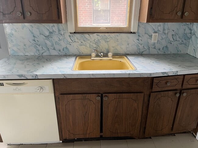 Building Photo - 16045 Edmore Dr