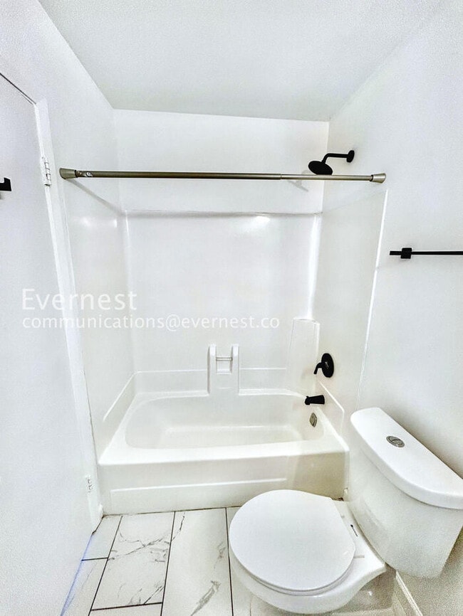 Building Photo - 526 Granite Ridge Pl