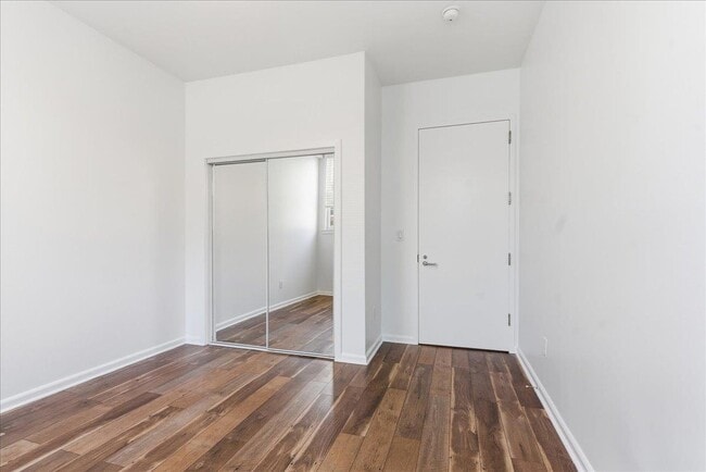 Building Photo - 235 Ogden Ave.