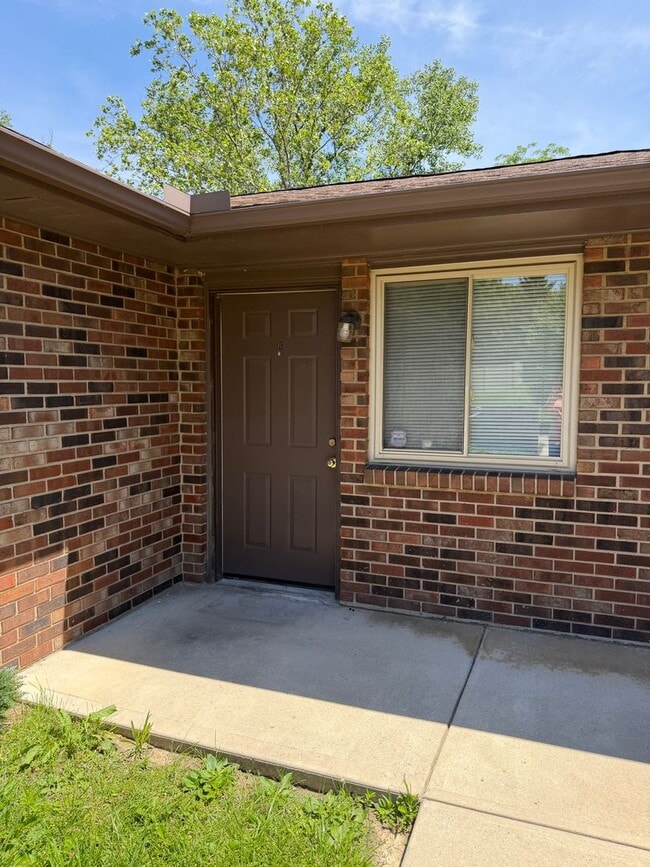 Building Photo - 1306 Black Forest Dr