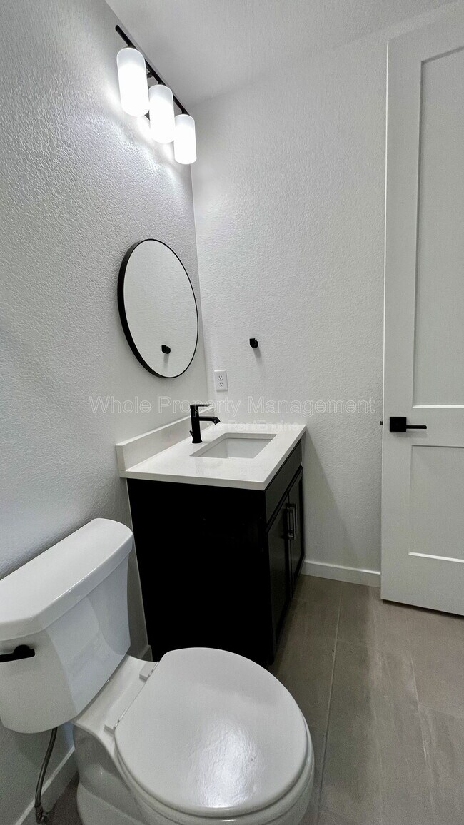 Building Photo - 11511 Amplify Cir