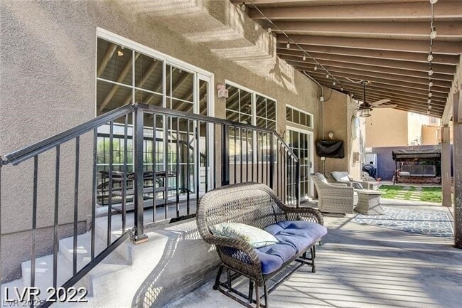 Building Photo - 7 Old Lake Cir