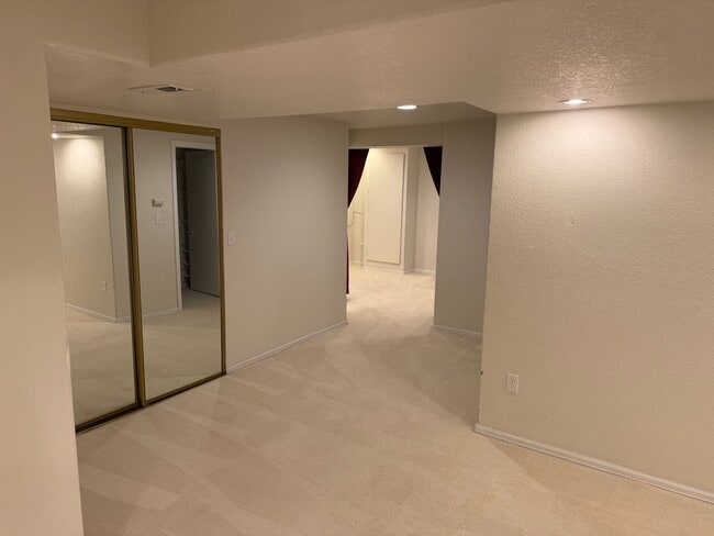 Building Photo - Spacious 4-Bedroom Ranch with Finished Bas...