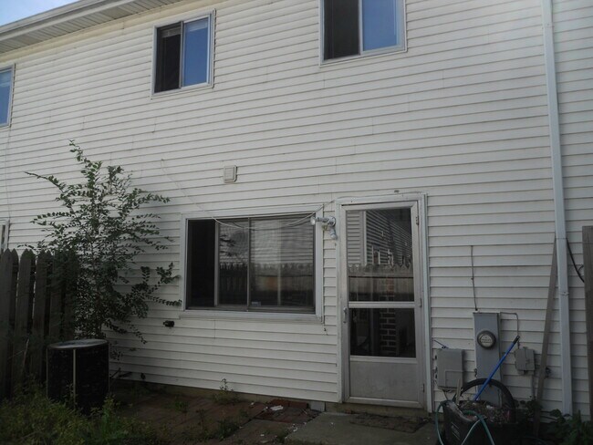 Building Photo - 1510 McKool Ave