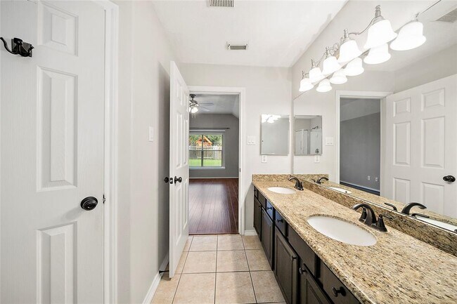 Building Photo - 4906 Capesbrook Ct