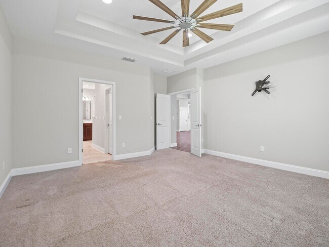 Building Photo - 4 bedroom, 3 bath home in Grand Landings G...