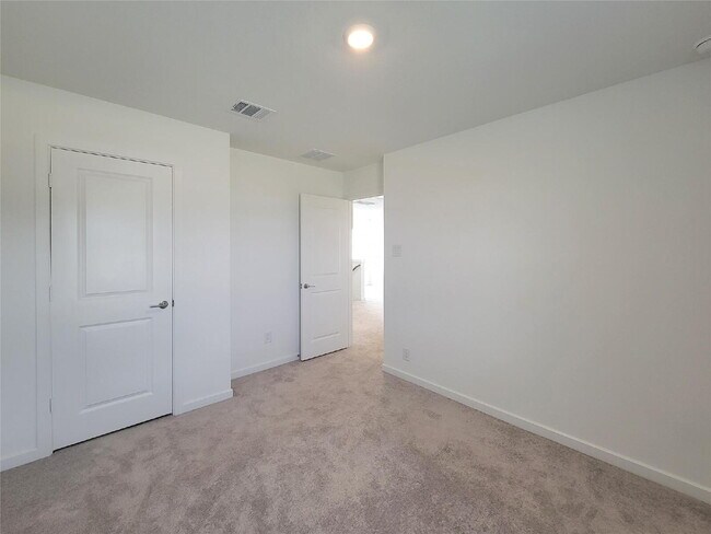 Building Photo - "Charming 4-Bed Retreat on Primrose Myrtle Ln, Cypress - Spacious Living with 2.5 Baths!"