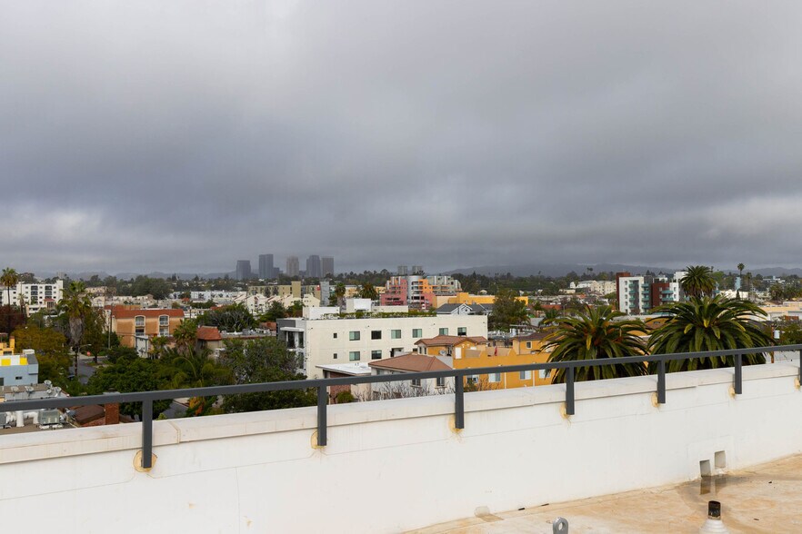 Building Photo - 3667 Keystone Av