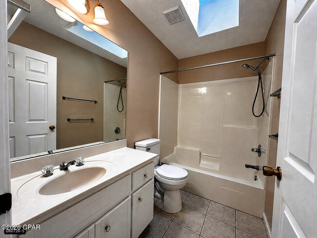 Building Photo - 7115 Brandywine Dr