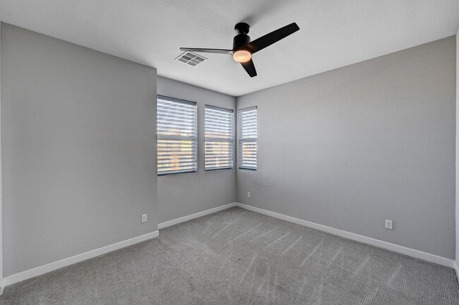 Building Photo - STUNNING 2 Story, 3 Bedroom Home in INSPIR...