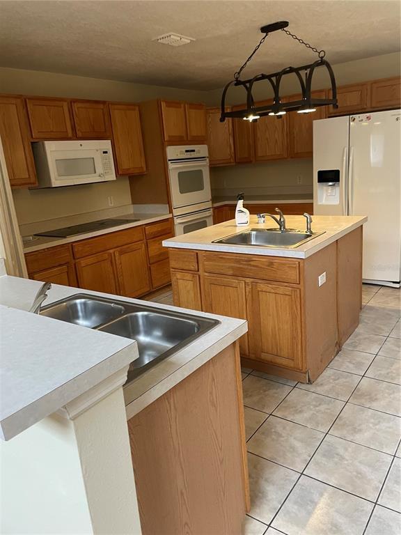 Building Photo - 5064 Spanish Oaks Blvd