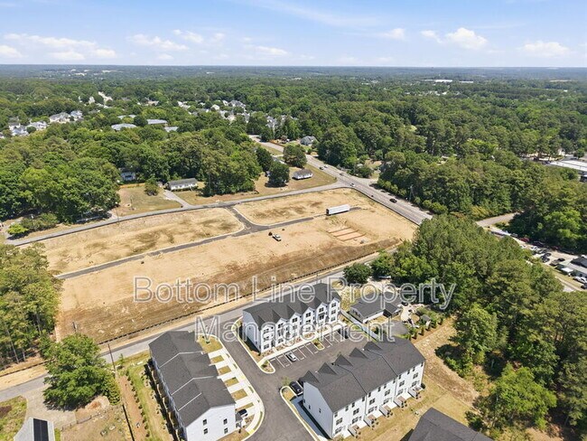 Building Photo - 2308 Oakwood Mdws Ct