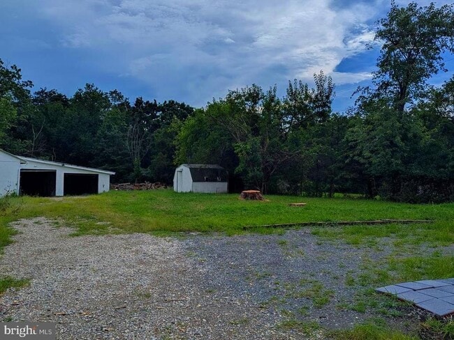 Building Photo - 8608 Linton Hall Rd
