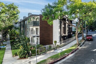 Building Photo - 8300 De Longpre