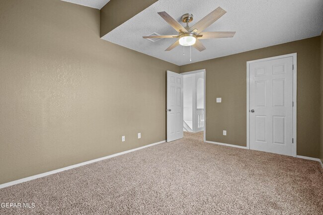 Building Photo - 11941 Arrow Knoll Cir