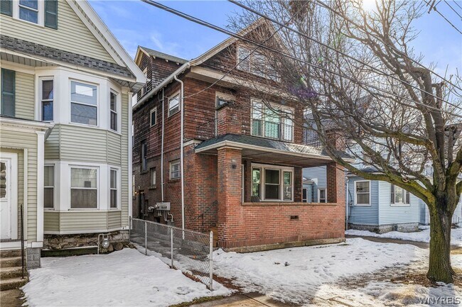 Building Photo - 109 Spaulding St