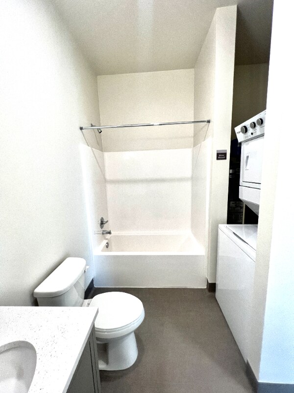 Building Photo - 2330 Yakima Ct