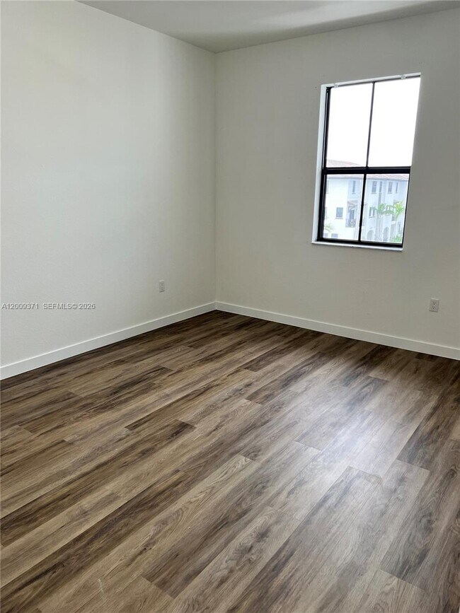 Building Photo - 15540 SW 136th St
