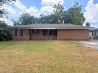 Building Photo - 232 E Pkwy St