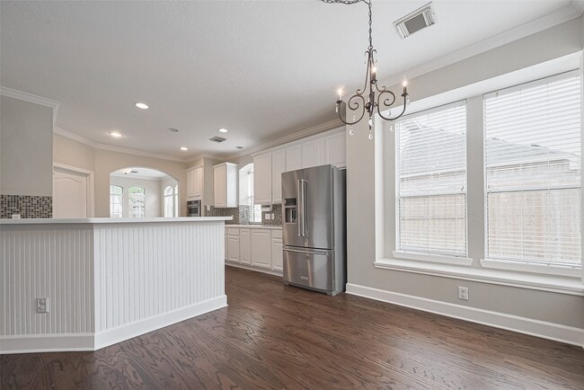 Building Photo - 223 Owens Park Dr