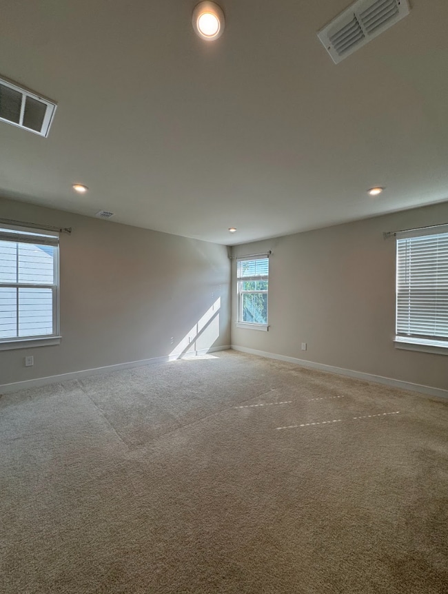 Building Photo - 204 Delamere Dr