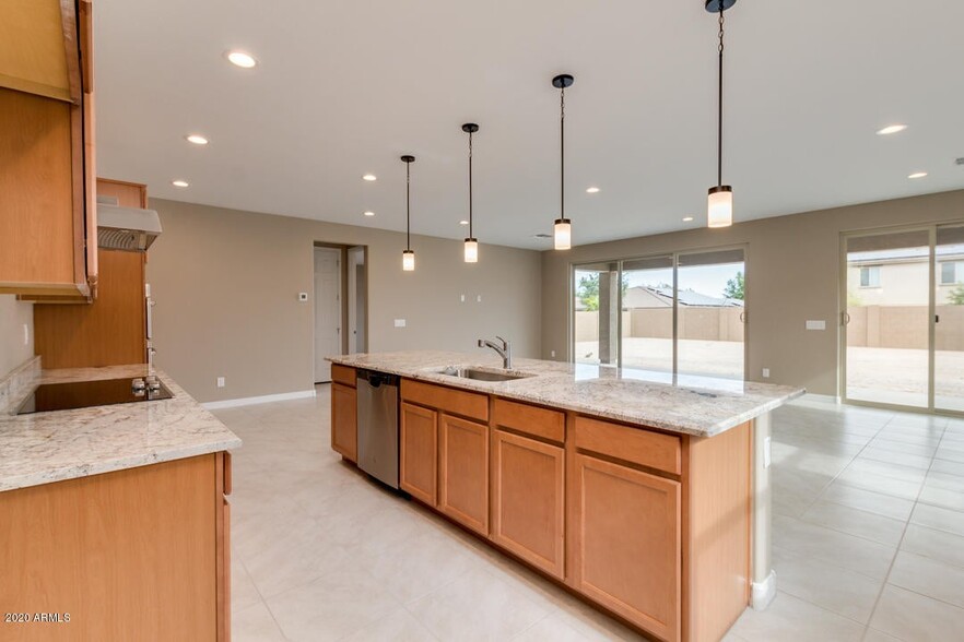 Building Photo - 17695 W Buchanan St