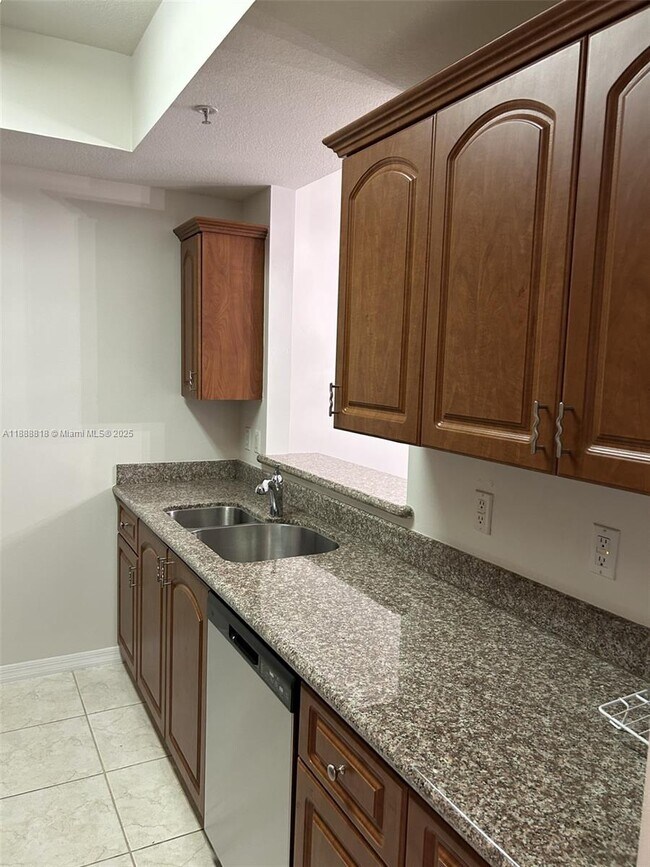 Building Photo - 3590 Coral Wy