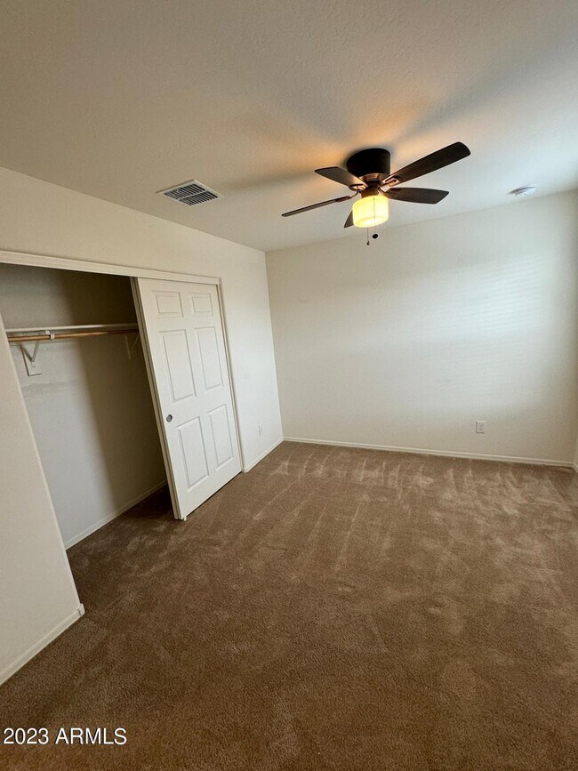 Building Photo - 6850 N 88th Ln