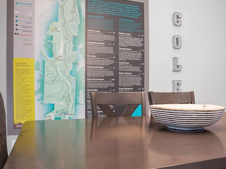 Building Photo - 403 Willington Ln