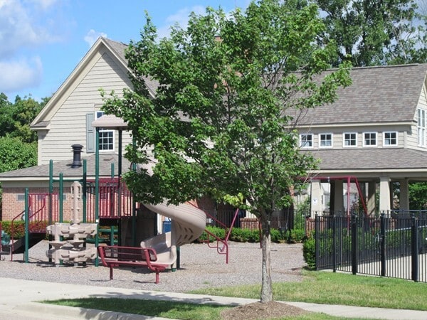 Building Photo - 4270 Sonata Dr