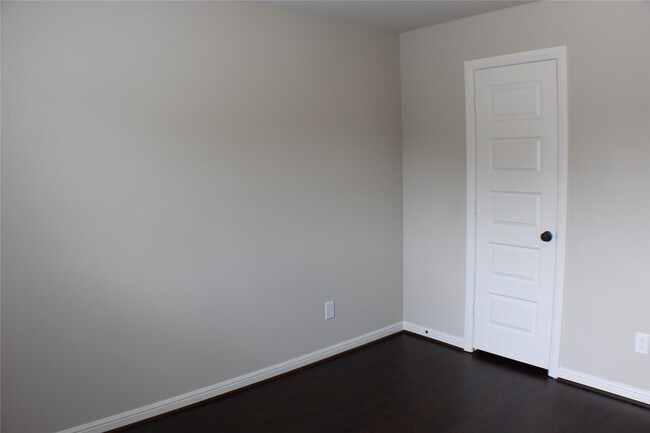 Building Photo - 8115 Anderwood Knl Trce