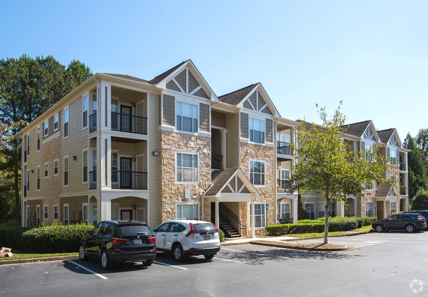 Community - Ascent at Windward