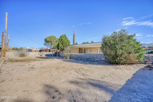 Building Photo - 6200 Palo Alto Ave