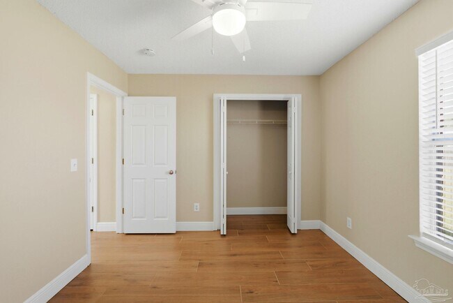 Building Photo - 520 Batten Blvd