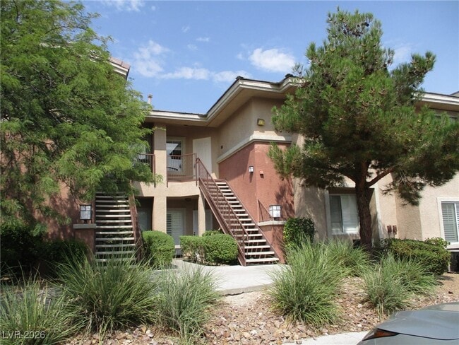 Building Photo - 1001 Domnus Ln