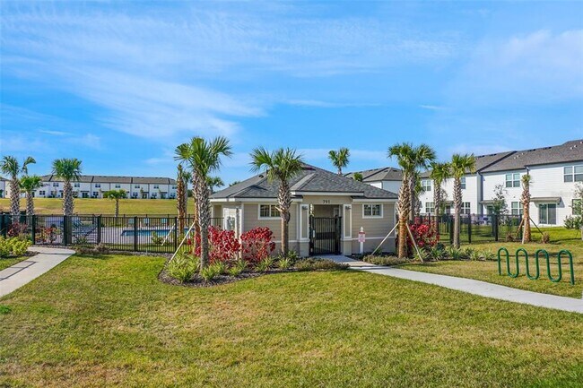 Building Photo - 959 Grandin St