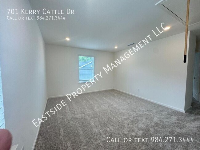 Building Photo - 701 Kerry Cattle Dr