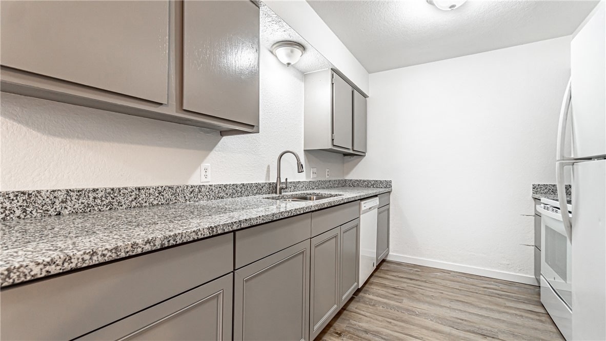 Building Photo - 1012 Turtle Creek Dr