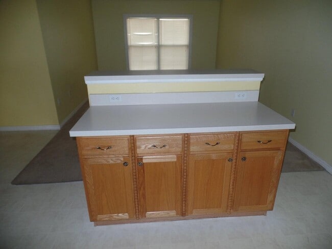 Building Photo - 4210 SW Utterback St