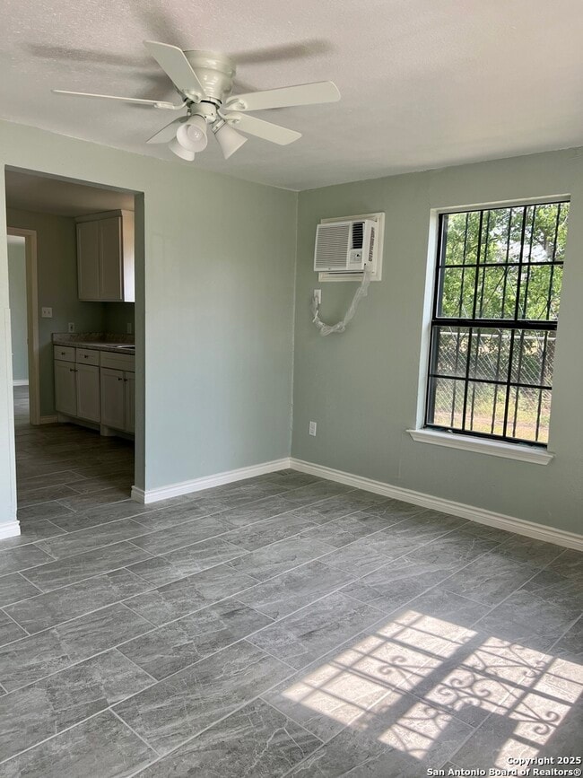 Building Photo - 1218 NW 23rd St