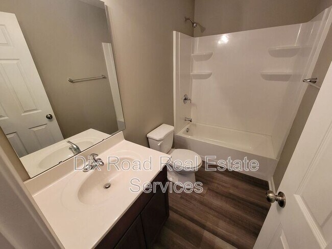 Building Photo - 837 Prescot Cir
