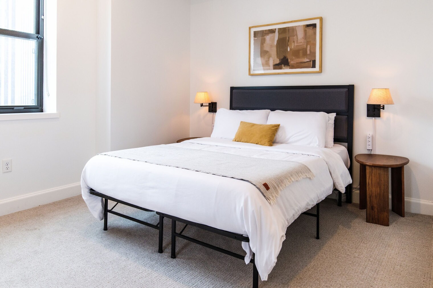 Building Photo - 758 N Broadway